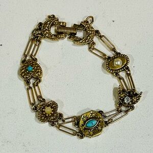 Vintage Goldette Victorian
Revival Bracelet, Collectible